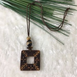 Handmade 3 bead window square etched necklace